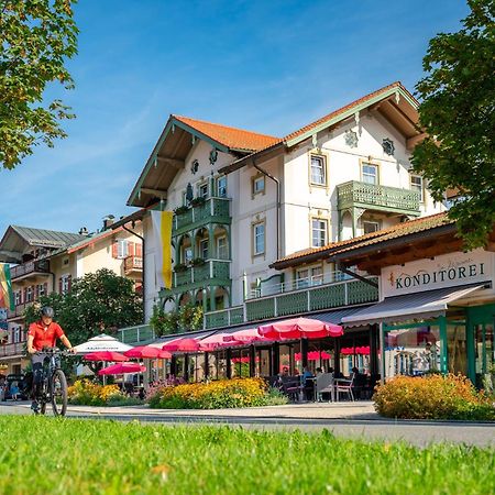 Cafe Chiemgau Und Gaestehaus Ruhpolding Exterior foto